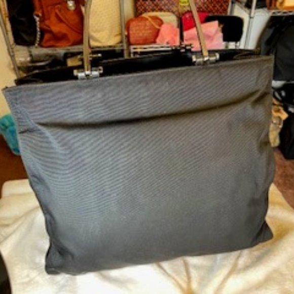 GUCCI EUC NYLON LARGE TOTE - Picture 1 of 10